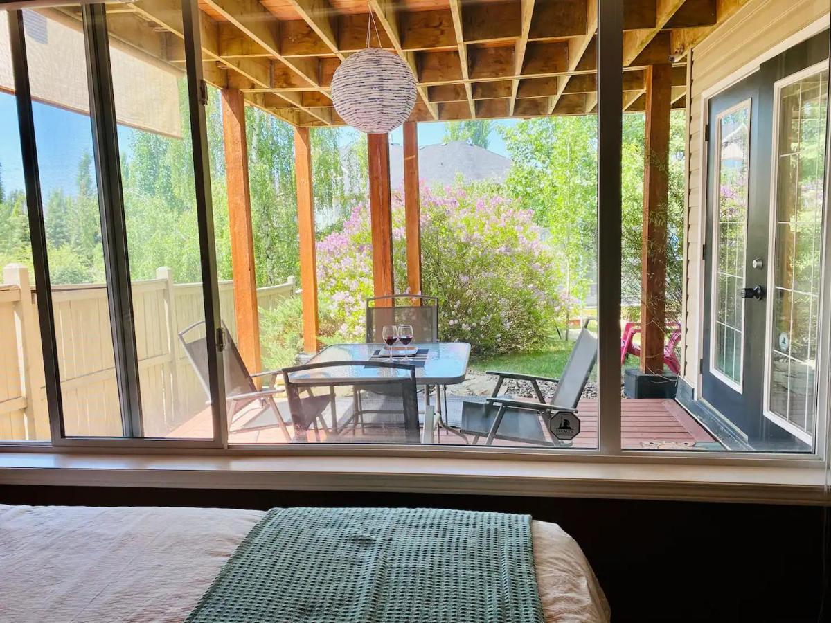 Private, Spacious, & Bright Home YYC Dış mekan fotoğraf